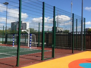 3D заборы для спортивной площадки 15 метров фото в Тимашёвске