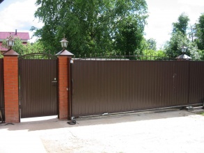 Дистанционное управление с откатными воротами - пример 8 фото в Тимашёвске