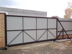 Ворота откатные с ручным управлением - пример 12 фото в Тимашёвске
